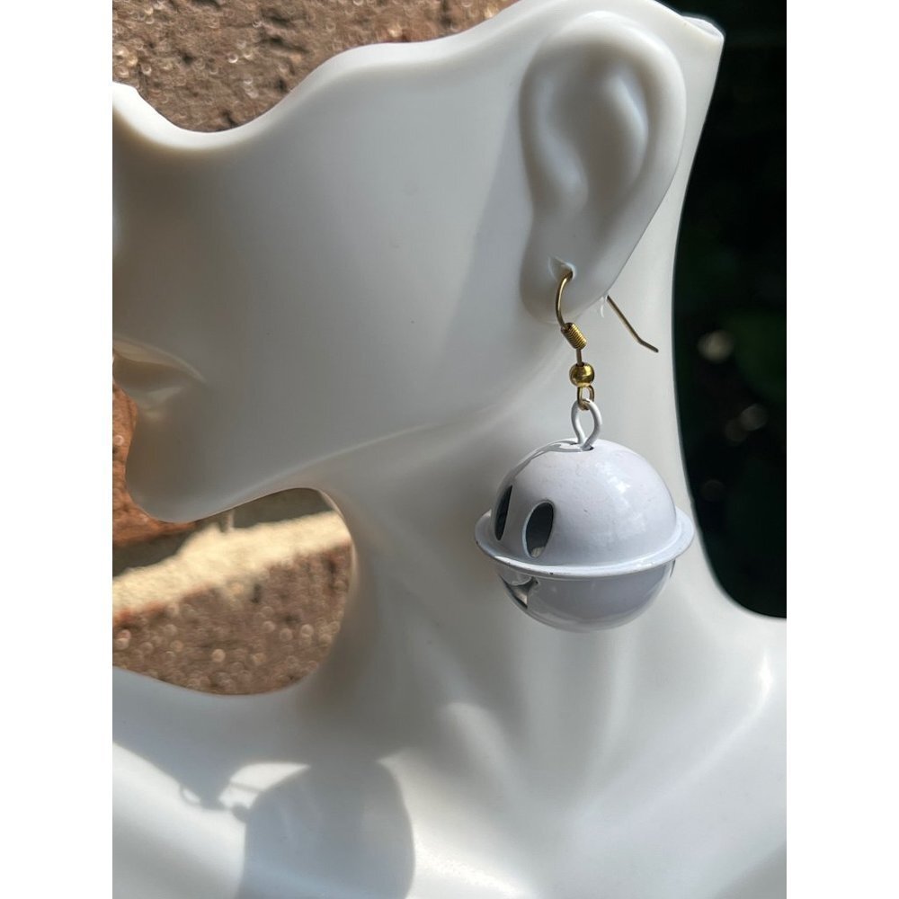 White Metal Ghost Earrings -- NWOTS